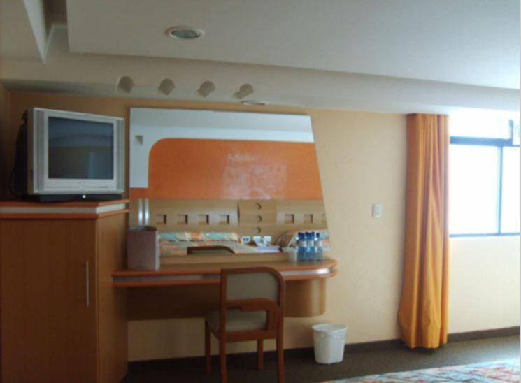 Hotel Terminal De Puebla Buitenkant foto